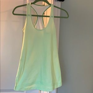 Lululemon barely worn cool Razorback